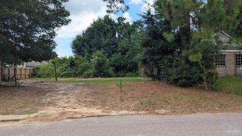 1205 N M St, Pensacola, FL, 32501-2242 | Card Image