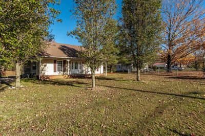 206 New Deal Potts Rd, House other with 3 bedrooms, 2 bathrooms and 7 parking in Cottontown TN | Image 2