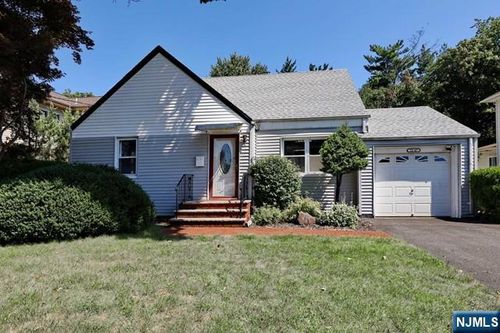 15-47 Elmary Pl, Fair Lawn, NJ, 07410-2416 | Card Image