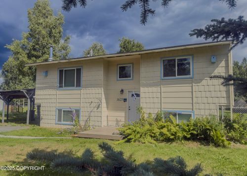 1625 S Abby Blvd, Wasilla, AK, 99654-8445 | Card Image