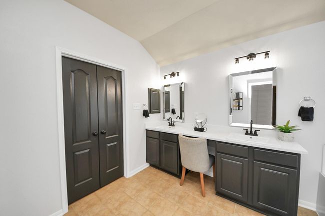 15122 Heron Meadow Ln, House other with 3 bedrooms, 2 bathrooms and 2 parking in Cypress TX | Image 27
