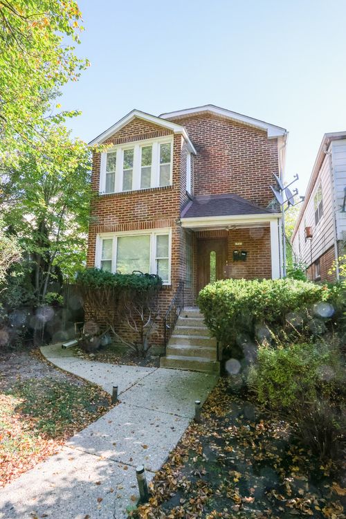 2-1941 Grey Avenue, Evanston, IL, 60201 | Card Image