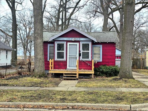 3229 Waalkes St, Muskegon Heights, MI, 49444-2741 | Card Image