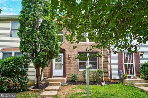 6758 Brook Run Dr, FALLS CHURCH, VA, 22043-1755 | Card Image