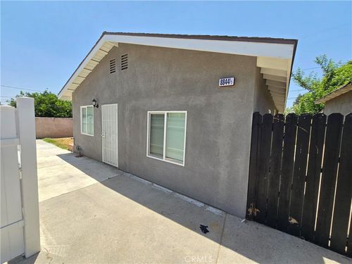 8844 Emerald Ave, Fontana, CA, 92336 | Card Image