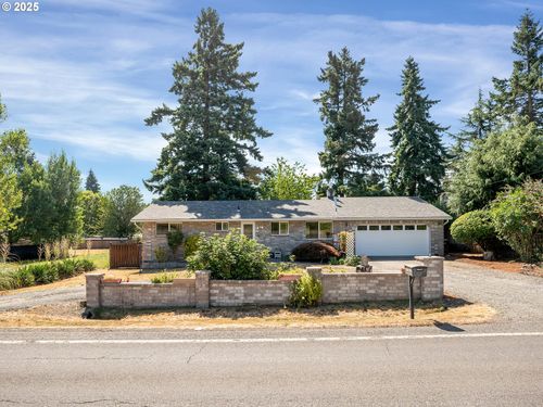 19600 S South End Rd, Oregon City, OR, 97045-9757 | Card Image