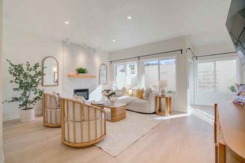 2271 Armada Way, San Mateo, CA, 94404-1531 | Card Image