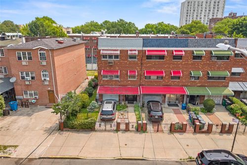 front-1112 Saint Lawrence Avenue, New York, NY, 10472 | Card Image