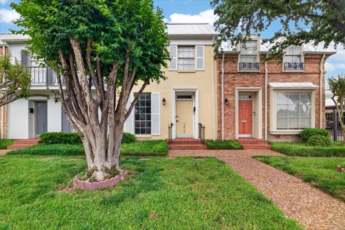 9852 Brockbank Dr, Dallas, TX, 75220-2960 | Card Image