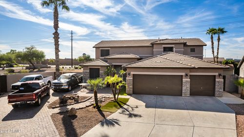 2110 S Portland Avenue, Gilbert, AZ, 85295 | Card Image