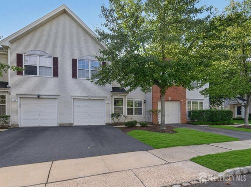 58 Windsong Cir, East Brunswick, NJ, 08816-5327 | Card Image