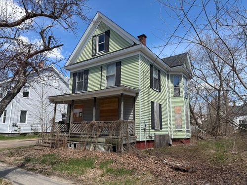 299 Essex Street, Bangor, ME, 04401 | Card Image