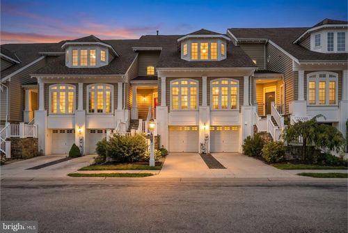 8741 Lake Edge Dr, LAUREL, MD, 20723-4908 | Card Image
