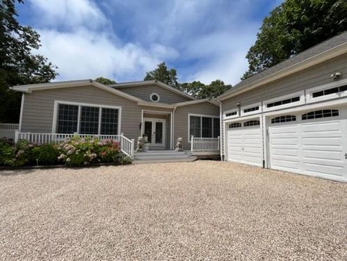 87 Washington Heights Ave, Hampton Bays, NY, 11946-1325 | Card Image