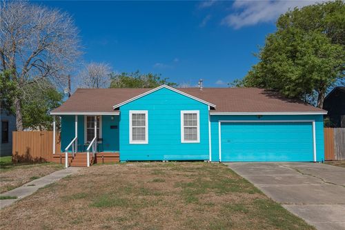 626 Robert Dr, Corpus Christi, TX, 78412-2942 | Card Image