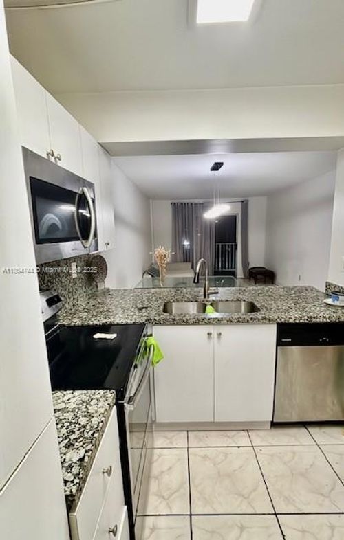 406-16465 Se 22nd Ave, North Miami Beach, FL, 33160 | Card Image