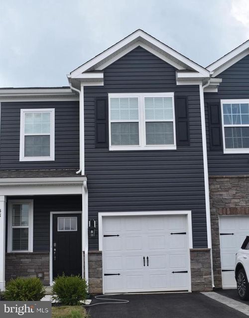 80 Alexander Way, WESTAMPTON, NJ, 08060-5422 | Card Image