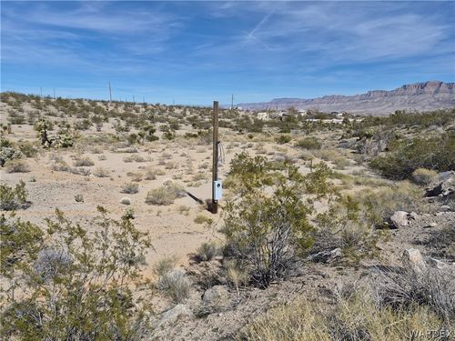 835 W Hualapai Creek Drive, Meadview, AZ, 86444 | Card Image