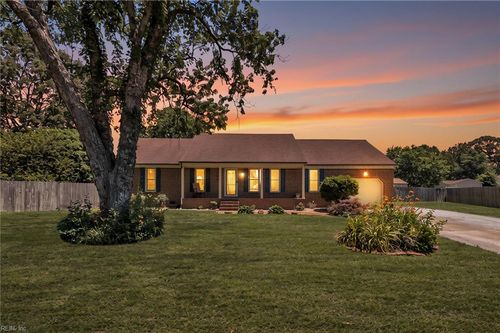 1103 Northmoor Ct, Chesapeake, VA, 23322-9031 | Card Image