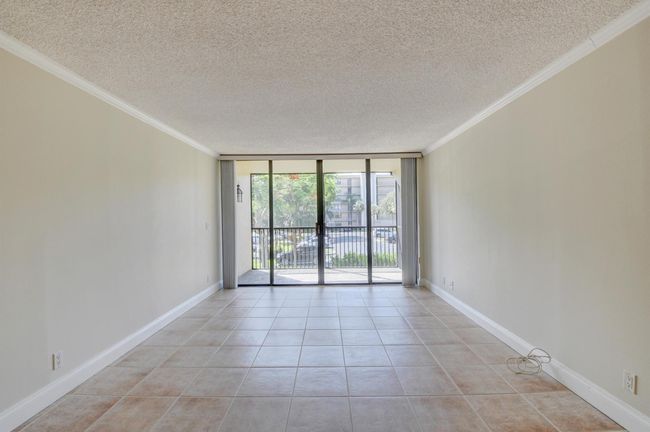 UNIT-202 - 16 Royal Palm Way, Condo with 2 bedrooms, 2 bathrooms and null parking in Boca Raton FL | Image 14