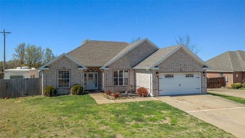 101 Blair Cir, Pea Ridge, AR, 72751-3181 | Card Image