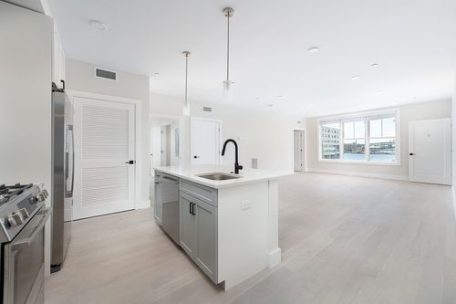 apt-401-425 Border St, Boston, MA, 02128-5445 | Card Image