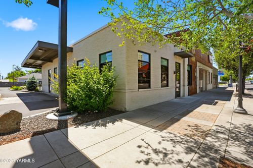 602 E Yakima Ave, YAKIMA, WA, 98901-2549 | Card Image