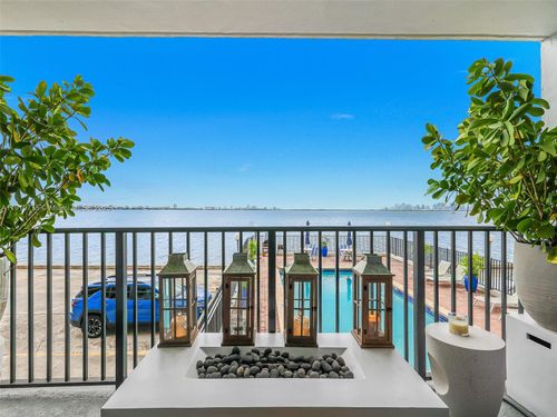 apt-203d-1820 S Treasure Dr, North Bay Village, FL, 33141-4338 | Card Image