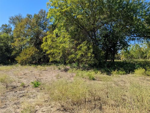 1049 Preserve St, Weatherford, TX, 76085-3977 | Card Image