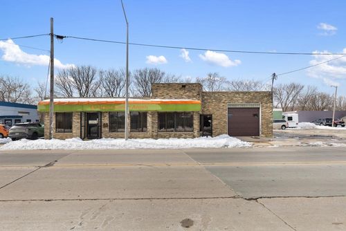 1344 Whiterock Avenue, Waukesha, WI, 53186 | Card Image