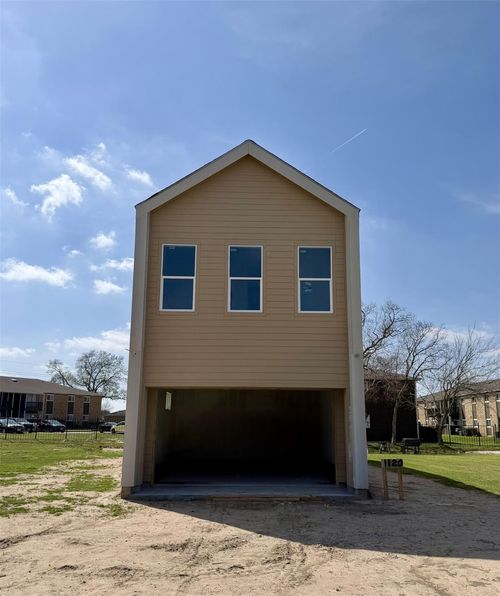1120 Miller Rd, Sealy, TX, 77474-3727 | Card Image