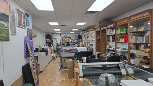 2637 Eglinton Ave E, Scarborough, ON, M1K2S2 | Card Image