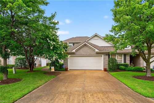 1065 Estates Ct, Portsmouth, VA, 23703-5466 | Card Image