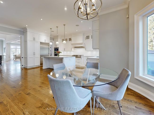 105 Ashbourne Dr, House other with 5 bedrooms, 5 bathrooms and 4 parking in Etobicoke ON | Image 6
