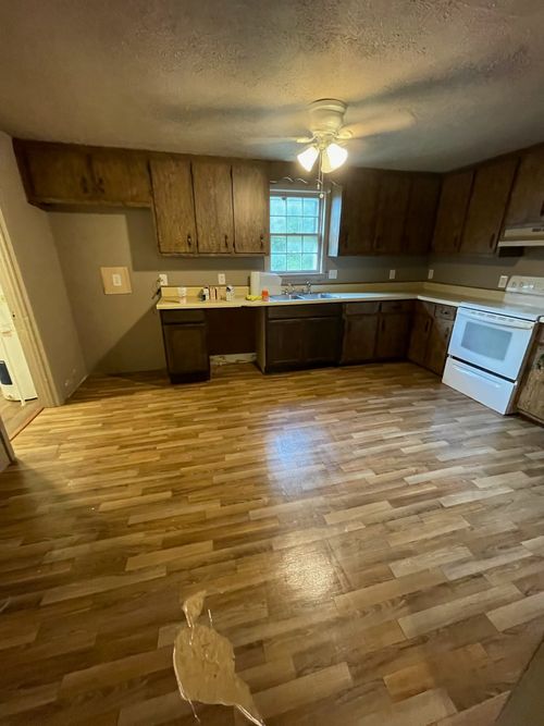 2126 Daughrity Rd, Chapel Hill, TN, 37034-2019 | Card Image