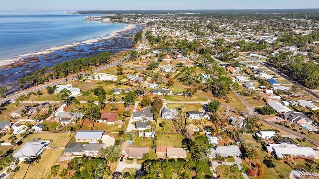 109 Allen Memorial Way, House other with 3 bedrooms, 2 bathrooms and 6 parking in Port St. Joe FL | Image 31