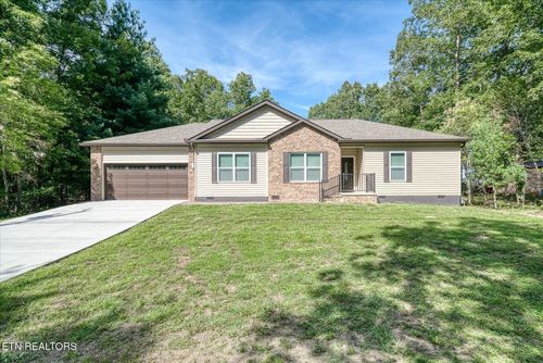 3029 Oklahoma Dr, Crossville, TN, 38572-6509 | Card Image