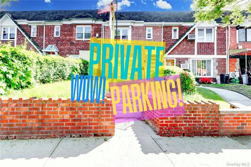 6110 84th St, Middle Village, NY, 11379-1433 | Card Image