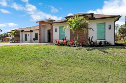 1899 Wilson Blvd N, Naples, FL, 34120-2342 | Card Image