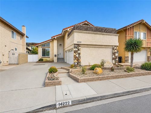 14222 Enfield Cir, Westminster, CA, 92683-4122 | Card Image