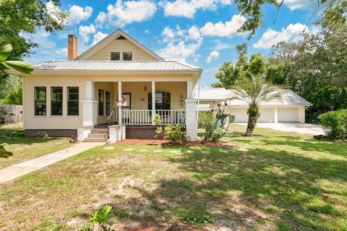 19 E Kendall Blvd, Avon Park, FL, 33825-2411 | Card Image