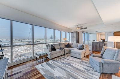 1208 - 4525 Dean Martin Drive, Home with 2 bedrooms, 1 bathrooms and 1 parking in Las Vegas NV | Image 1