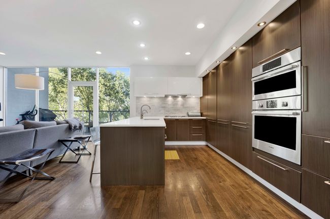 APT-3 - 2235 W Belden Ave, Condo with 3 bedrooms, 2 bathrooms and 1 parking in CHICAGO IL | Image 4