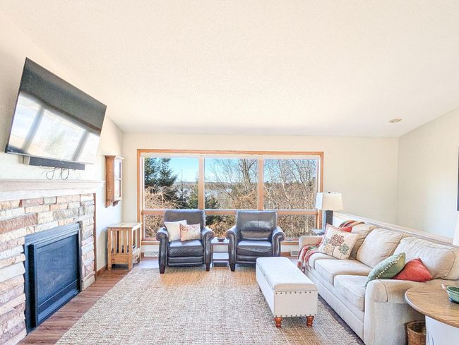 13-web-or-mls-Living.jpg | Image 23
