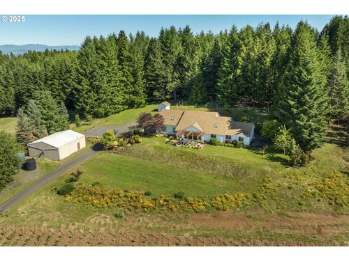 17385 Ne Fairview Dr, Dundee, OR, 97115-9158 | Card Image