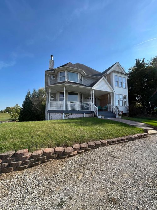 10149 Emerald Dr, Brooklyn, MI, 49230-9292 | Card Image