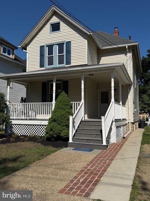 211 Harvard Ave, COLLINGSWOOD, NJ, 08108-1408 | Card Image