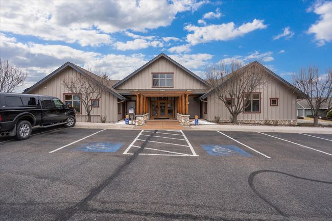 Clubhouse | Image 5