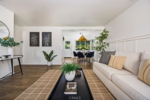 191 Del Sur Way, San Luis Obispo, CA, 93405-1509 | Card Image