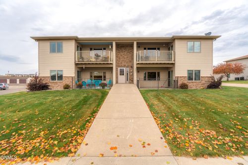 2-3554 N 19th St, Bismarck, ND, 58503-0696 | Card Image